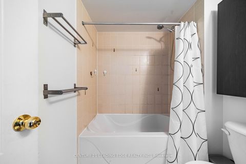 Photo 21 at 53 - 653A Warden Avenue, Birchmount, Toronto