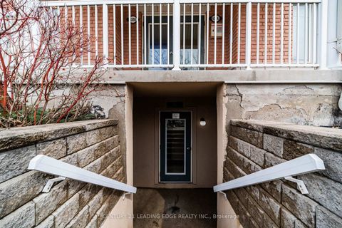 Photo 40 at 53 - 653A Warden Avenue, Birchmount, Toronto