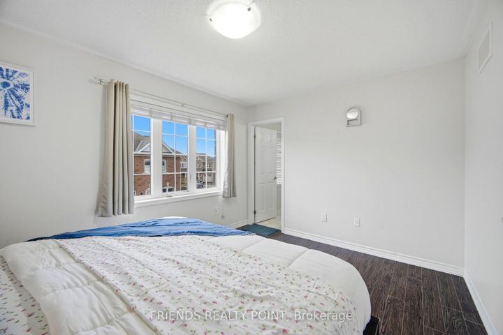 Photo 23 at 19 Donlamont Circle, Northwest Brampton, Brampton