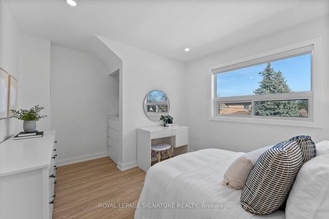 Photo 19 at 530 Lauder Avenue, Oakwood Village, Toronto