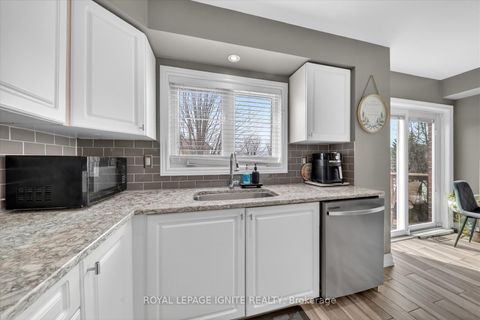 Photo 18 at 27 - 571 Longworth Avenue, Bowmanville, Clarington