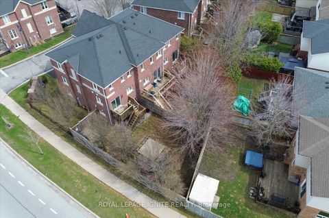 Photo 31 at 27 - 571 Longworth Avenue, Bowmanville, Clarington