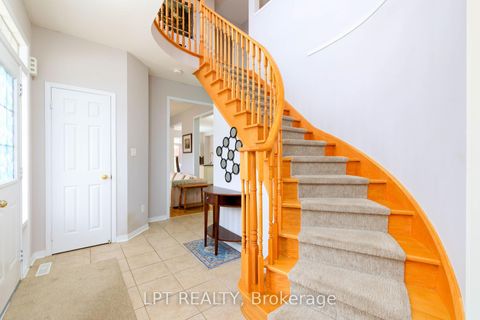 Photo 9 at 38 Pacific Rim Court, Jefferson, Richmond Hill