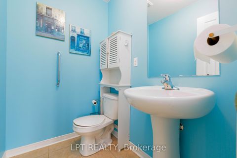 Photo 19 at 38 Pacific Rim Court, Jefferson, Richmond Hill