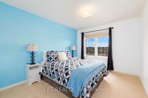 Photo 28 at 38 Pacific Rim Court, Jefferson, Richmond Hill