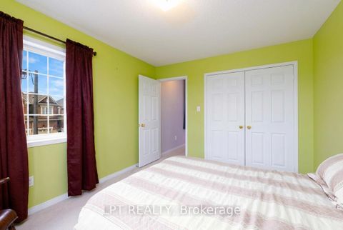 Photo 31 at 38 Pacific Rim Court, Jefferson, Richmond Hill