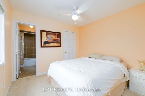 Photo 32 at 38 Pacific Rim Court, Jefferson, Richmond Hill