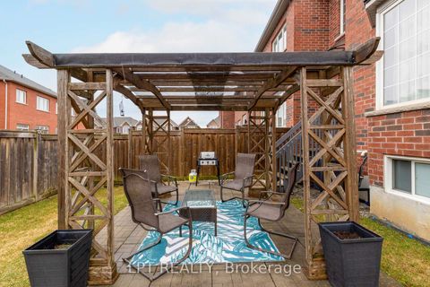 Photo 37 at 38 Pacific Rim Court, Jefferson, Richmond Hill