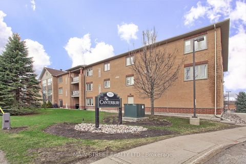 Photo 1 at 305 - 500 Mapleview Drive W, Holly, Barrie