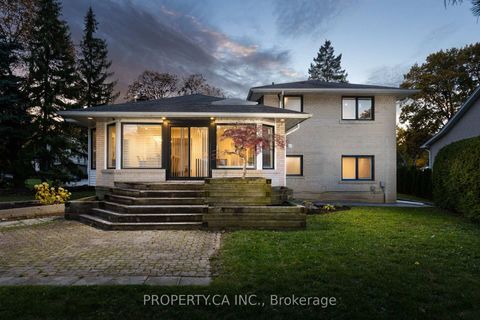 Photo 12 at 132 Princess Anne Crescent, Rosethorn, Toronto