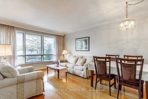 Photo 6 at 227 Verobeach Boulevard, Humbermede, Toronto