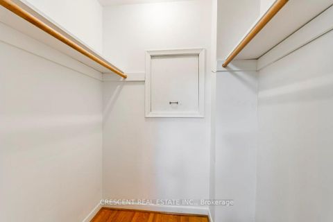 Photo 16 at 227 Verobeach Boulevard, Humbermede, Toronto
