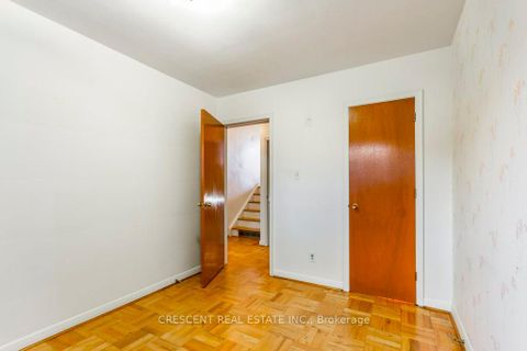 Photo 24 at 227 Verobeach Boulevard, Humbermede, Toronto