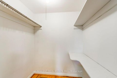 Photo 25 at 227 Verobeach Boulevard, Humbermede, Toronto