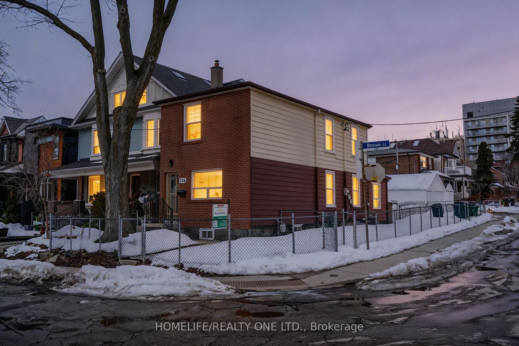 104 Benson Avenue, Wychwood, Toronto by Loree Meneguzzi Real Estate 104 Benson Avenue, Wychwood, Toronto
