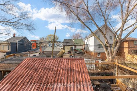 Photo 19 at 726 Adelaide Street W, Niagara, Toronto