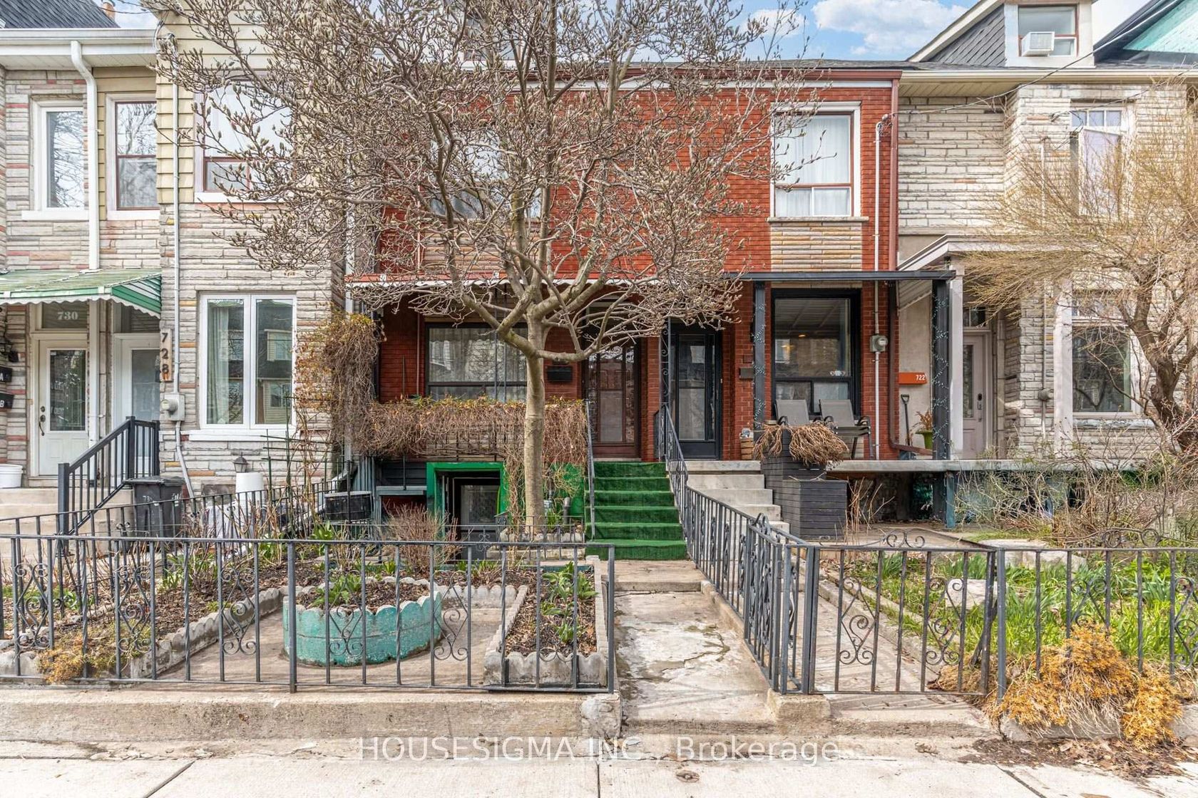 726 Adelaide Street W, Niagara, Toronto photo 7