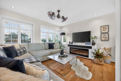 Photo 9 at 19 Park Lane, Queensway, Toronto