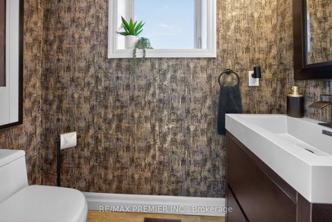 Photo 13 at 19 Park Lane, Queensway, Toronto