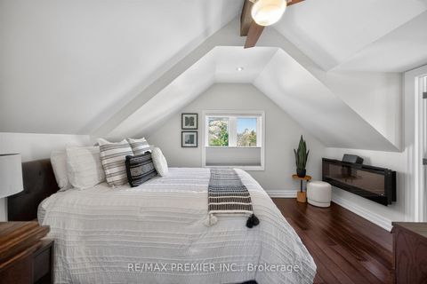 Photo 26 at 19 Park Lane, Queensway, Toronto