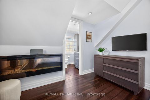 Photo 27 at 19 Park Lane, Queensway, Toronto