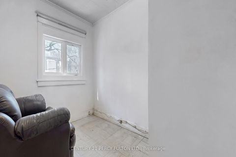 Photo 26 at 366 Coxwell Avenue, Coxwell, Toronto