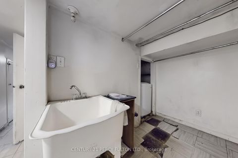 Photo 39 at 366 Coxwell Avenue, Coxwell, Toronto