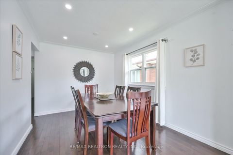 Photo 10 at 16 Arnprior Road, Bendale, Toronto