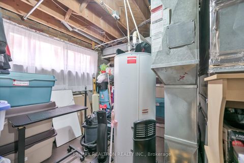 Photo 28 at 16 Arnprior Road, Bendale, Toronto