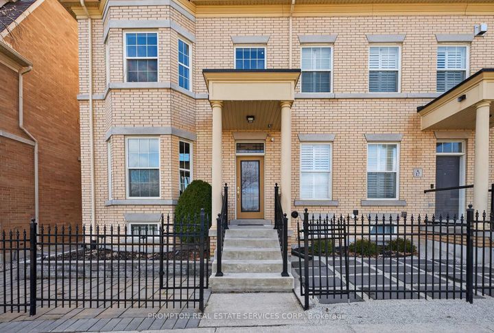 Photo 2 at 15 Donald Buttress Boulevard E, Cathedraltown, Markham