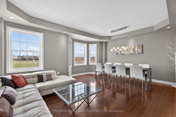 Photo 15 at 15 Donald Buttress Boulevard E, Cathedraltown, Markham