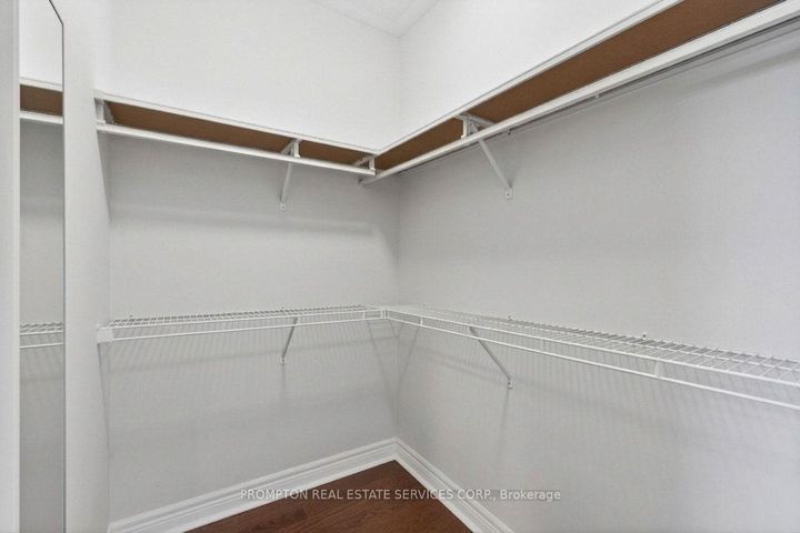 Photo 30 at 15 Donald Buttress Boulevard E, Cathedraltown, Markham