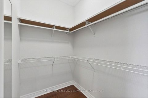 Photo 30 at 15 Donald Buttress Boulevard E, Cathedraltown, Markham