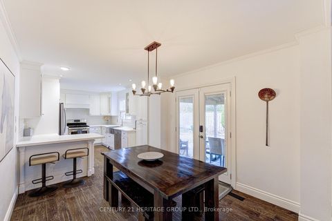 Photo 8 at 80 Findlay Avenue, King City, King