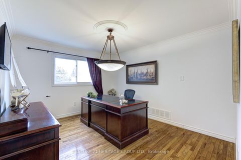 Photo 12 at 80 Findlay Avenue, King City, King