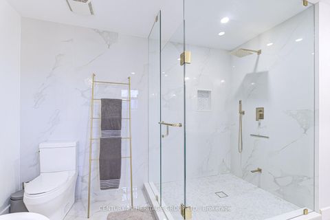 Photo 18 at 80 Findlay Avenue, King City, King