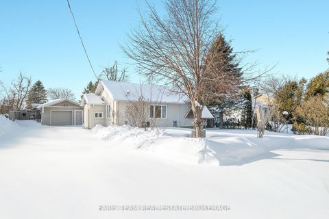 Photo 3 at 6950 Yonge Street, Rural Innisfil, Innisfil