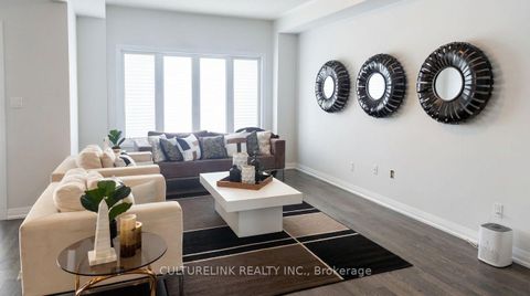 Photo 2 at 1426 Stovell Crescent, Lefroy, Innisfil