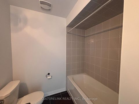 Photo 13 at 1426 Stovell Crescent, Lefroy, Innisfil