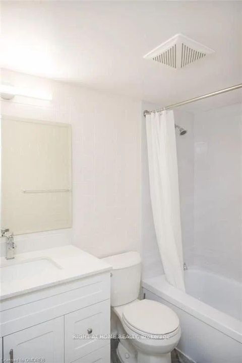 Photo 11 at 508 - 390 Dixon Road W, The Westway, Toronto