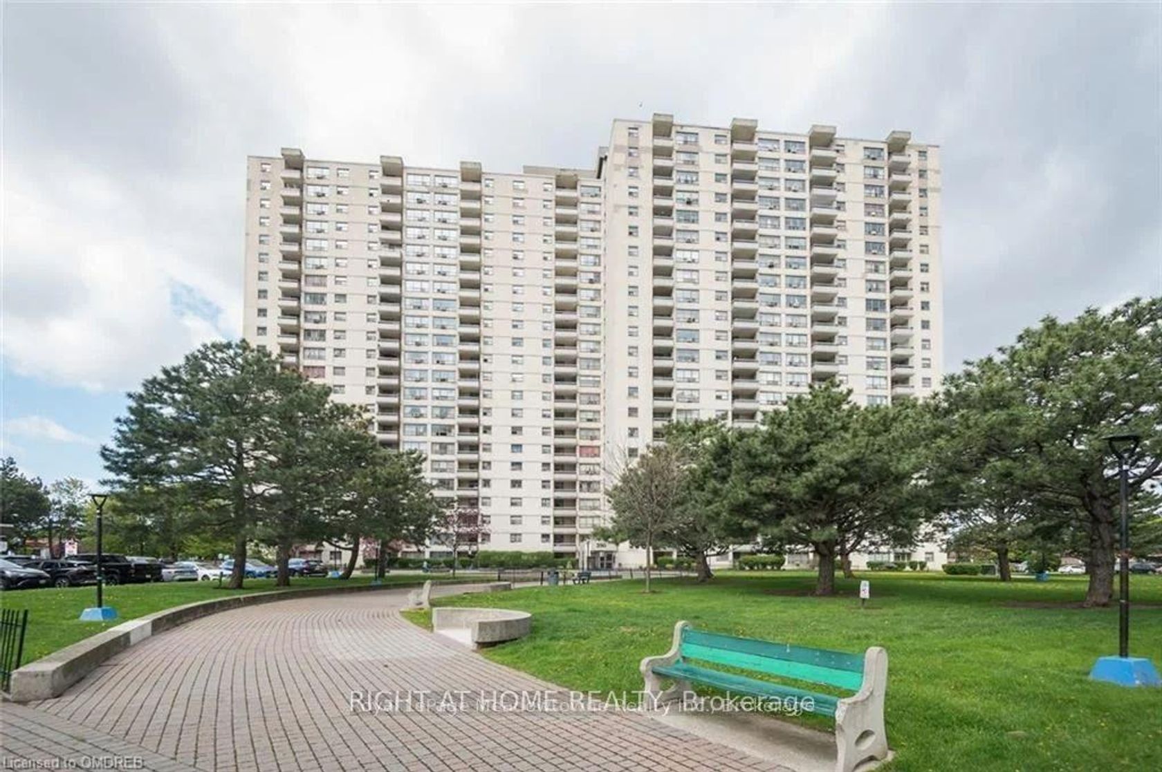 508 - 390 Dixon Road W, The Westway, Toronto photo 8