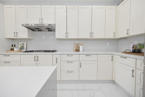 Photo 9 at 95 Dunkirk Road, East York, Toronto