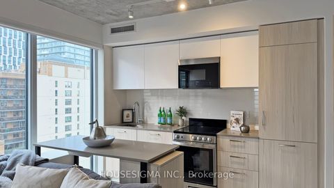 Photo 8 at 1404 - 65 Mutual Street, Yonge Corridor, Toronto