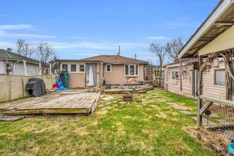 Photo 4 at 25 Grew Boulevard, Sutton & Jackson's Point, Georgina