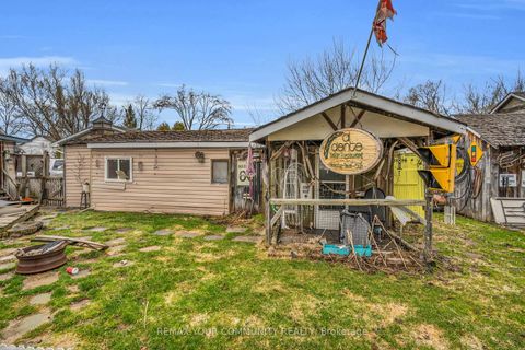 Photo 6 at 25 Grew Boulevard, Sutton & Jackson's Point, Georgina