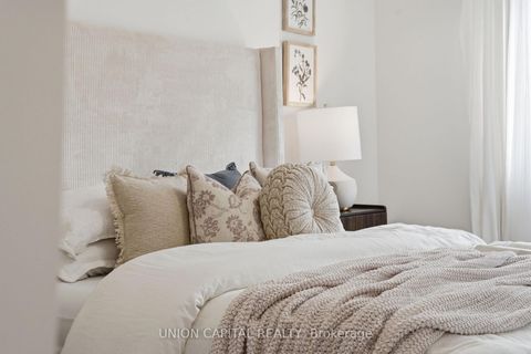 Photo 23 at 137 Knott End Crescent, Glenway Estates, Newmarket