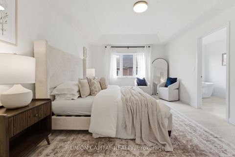 Photo 25 at 137 Knott End Crescent, Glenway Estates, Newmarket