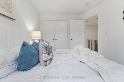 Photo 35 at 137 Knott End Crescent, Glenway Estates, Newmarket