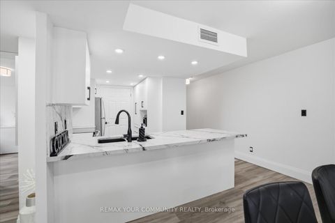 Photo 5 at 313 - 121 Woodbridge Avenue, West Woodbridge, Vaughan