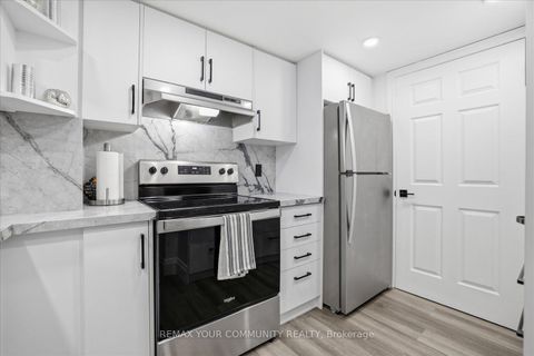 Photo 13 at 313 - 121 Woodbridge Avenue, West Woodbridge, Vaughan